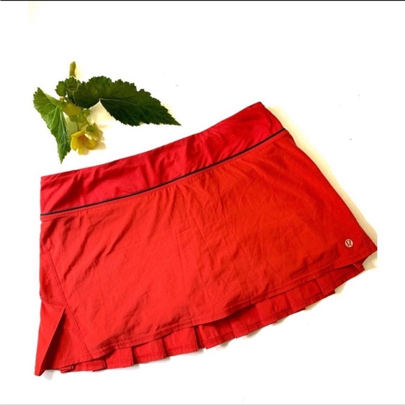 Lululemon RARE 🔥 Run Speed Skirt Tango Red sz.6 - Picture 3 of 9